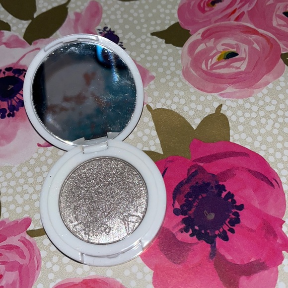 LIMITED EDITION 💎 Diamond Foils Eyeshadow - Picture 1 of 2